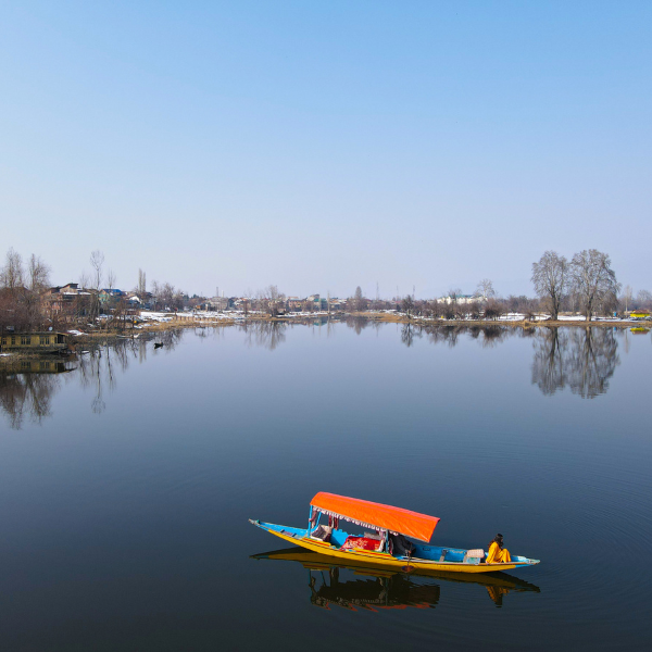 Dal Lake Dreams Getaway